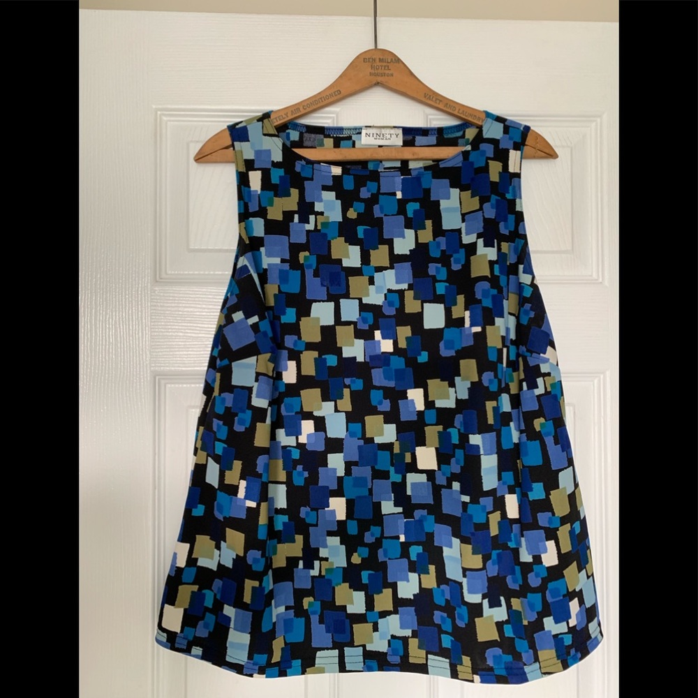 VTG Ninety Woman Blue Patterned Blouse